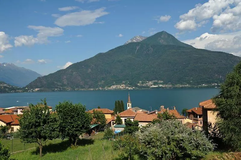 Casa Del Sole - Sleeps 4 With Shared Pool Villa Pianello Del Lario Holiday home