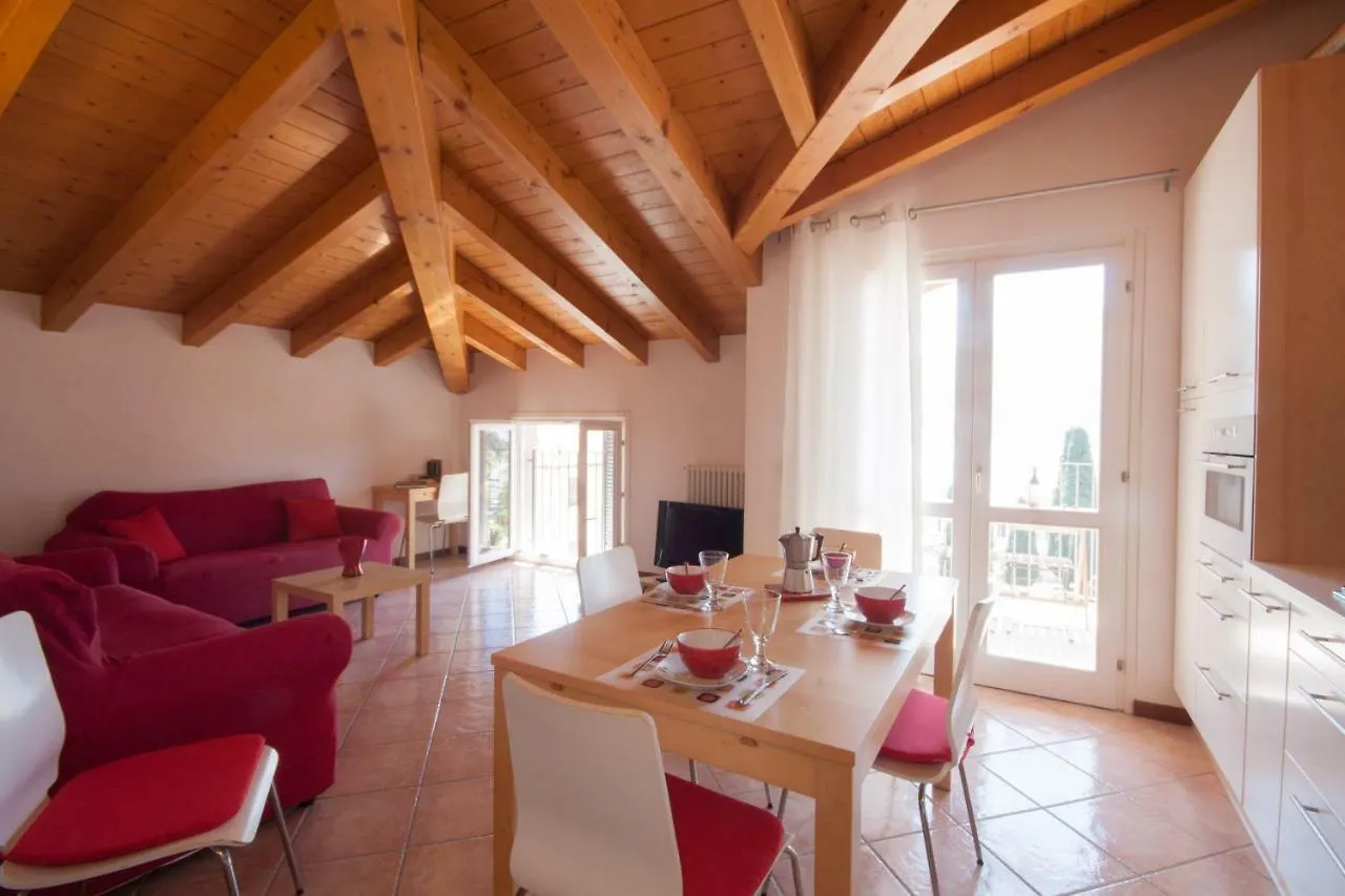 Holiday home Casa Del Sole - Sleeps 4 With Shared Pool Villa Pianello Del Lario